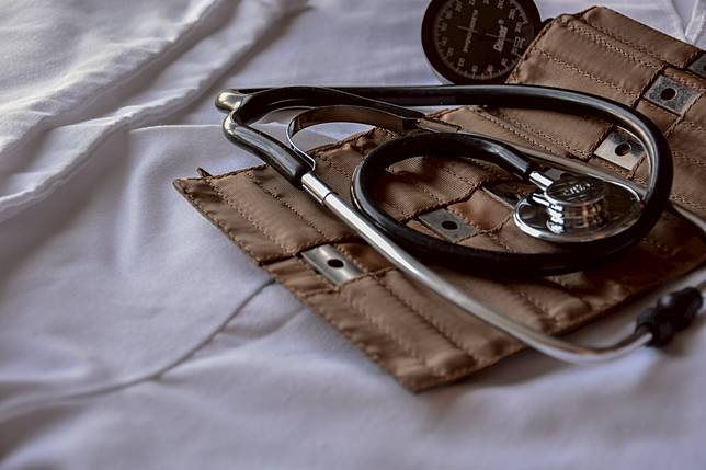 marcelo-leal-unsplash-checkup
