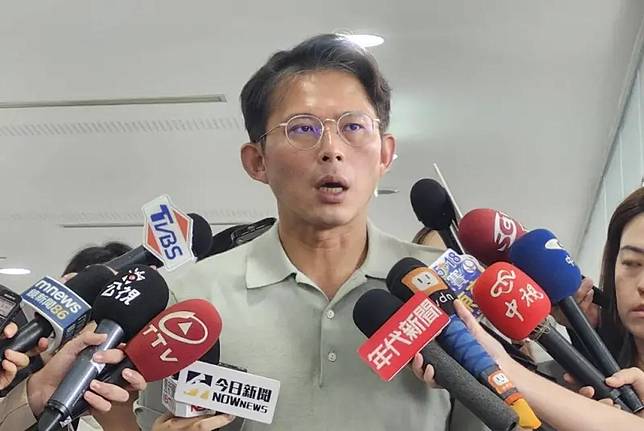 民眾黨主席黃國昌