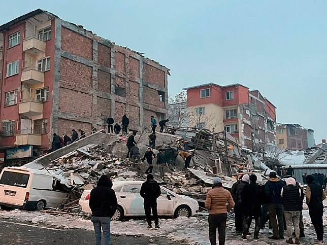 土耳其南部強震，造成土耳其和敘利亞嚴重死傷。