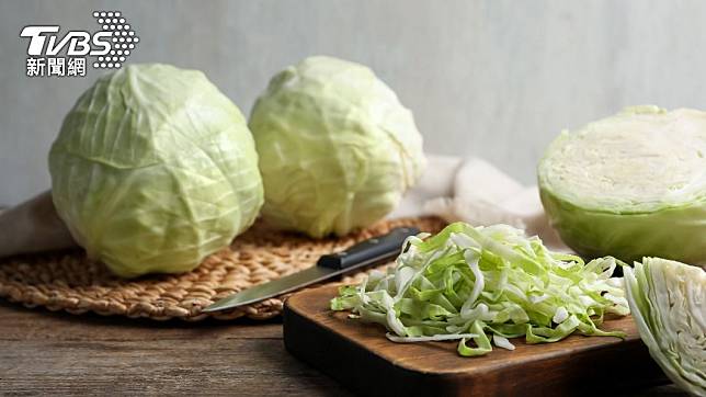 台灣四季幾乎都能見到高麗菜的身影。（示意圖／shutterstock達志影像）