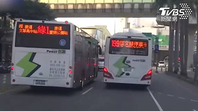 曾為台灣公車界霸主之一的客運「捷順交通」，2023年11月爆出欠薪風波。（圖／TVBS）