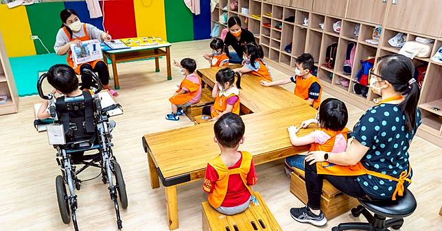 看見「身心疲憊的照顧者」，育兒路上，伊甸早療與你同行，陪伴孩子往更好的路上前進