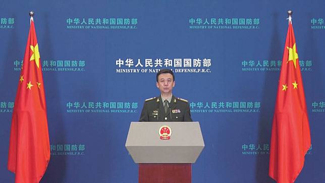 中國國防部新聞發言人吳謙被問到面對台海局勢，是否會睡不好，他引用毛澤東詩句回應。（翻攝中國國防部網站）