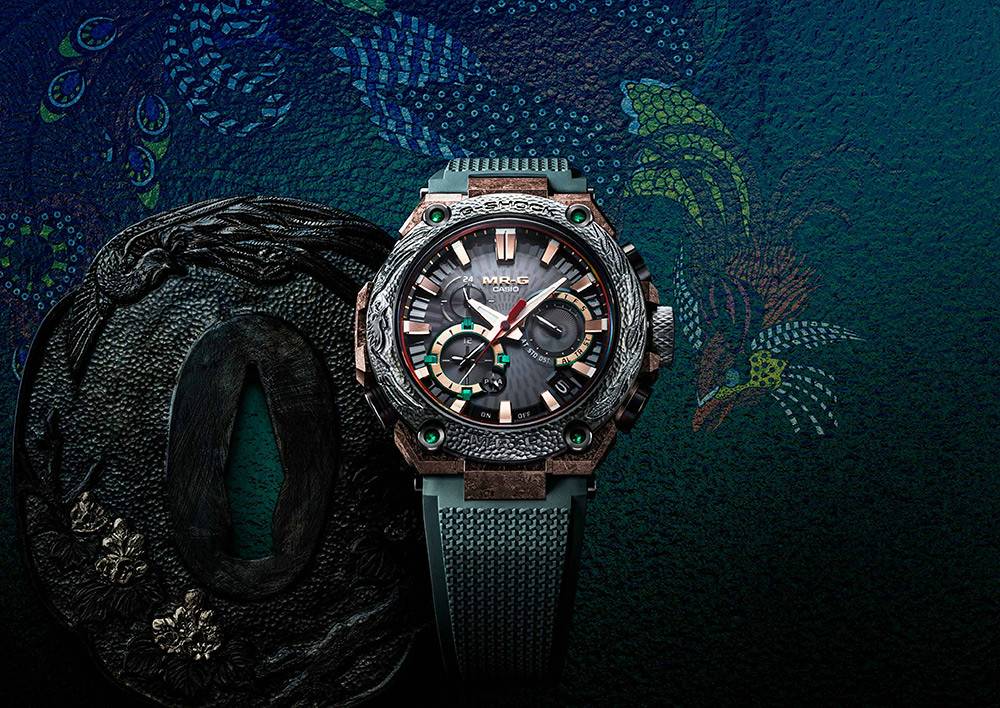 G-SHOCK MR-G旗艦新作全球限量800只登場！黑鐵色澤映襯吉祥鳳凰展現