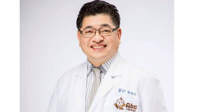 全國最大牙醫連鎖「Abc牙醫聯盟」涉嫌私聘13名密醫，詐領健保費逾4千萬元。翻攝自高雄植牙權威-謝尚廷醫師臉書粉專