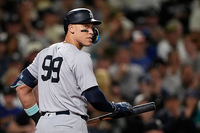 前年敲出打破美聯紀錄全壘打的Aaron Judge，他的破紀錄第62支全壘打的球同樣是被一位幸運兒給撿走。（圖片來源 LINE TODAY：AP/達志影像）