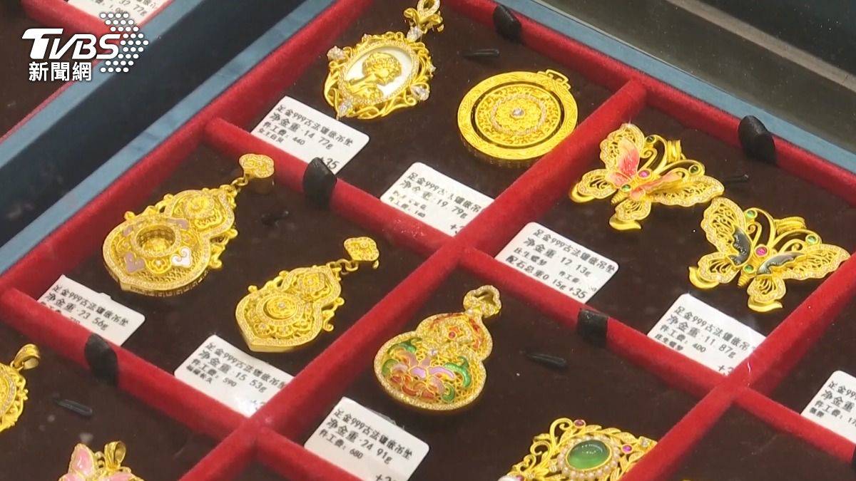 就像買白菜！陸年前搶黃金人潮擠爆深圳水貝客流激增四成| TVBS | LINE TODAY