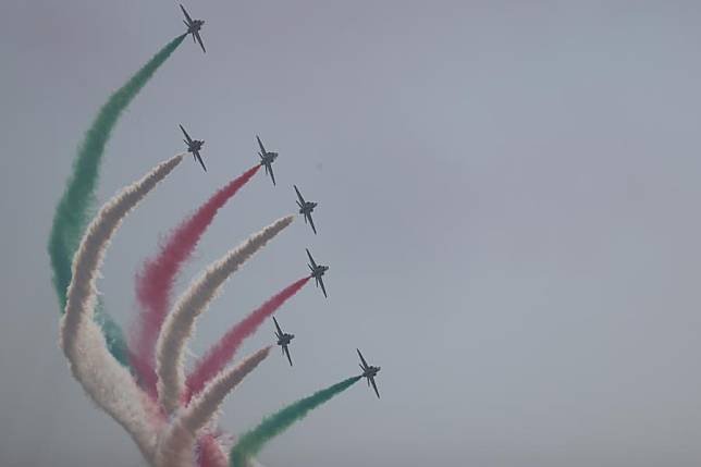 The Royal Saudi Air Force's aerobatic team Saudi Hawks performs during the Bahrain International Airshow in Sakhir, Bahrain, on Nov. 13, 2024. (Xinhua/Wang Haizhou)