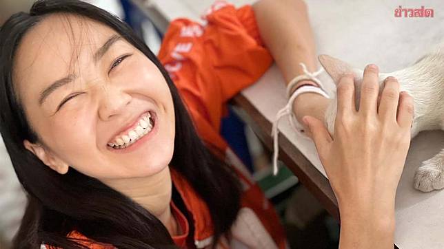 จีน-พุธิตา a
