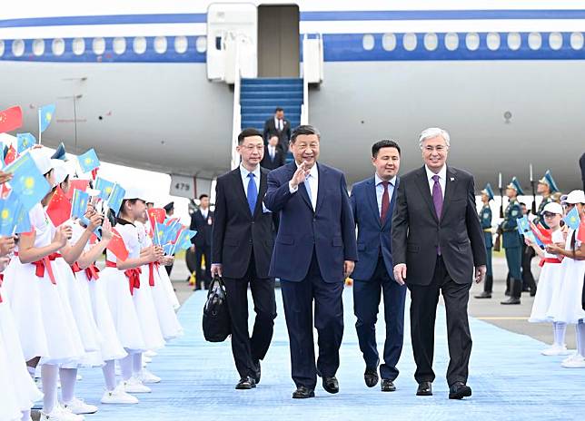 Chinese President Xi Jinping arrives in Astana, Kazakhstan, July 2, 2024, for the 24th Meeting of the Council of Heads of State of the Shanghai Cooperation Organization, and a state visit to Kazakhstan at the invitation of Kazakh President Kassym-Jomart Tokayev. (Xinhua/Xie Huanchi)