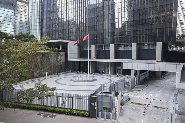 The east wing forecourt of government offices in Tamar is at the centre of the legal fight. Photo: Edward Wong