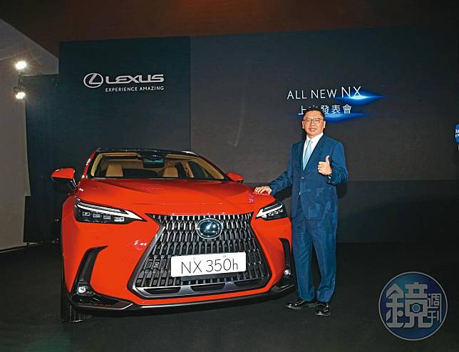 和泰車日前發表全新豪華休旅神車LEXUS NX，蘇純興矢言要從德國賓士手中搶回豪華車王座。