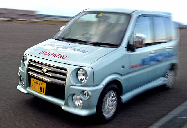 JAPAN-DAIHATSU-FCV-1