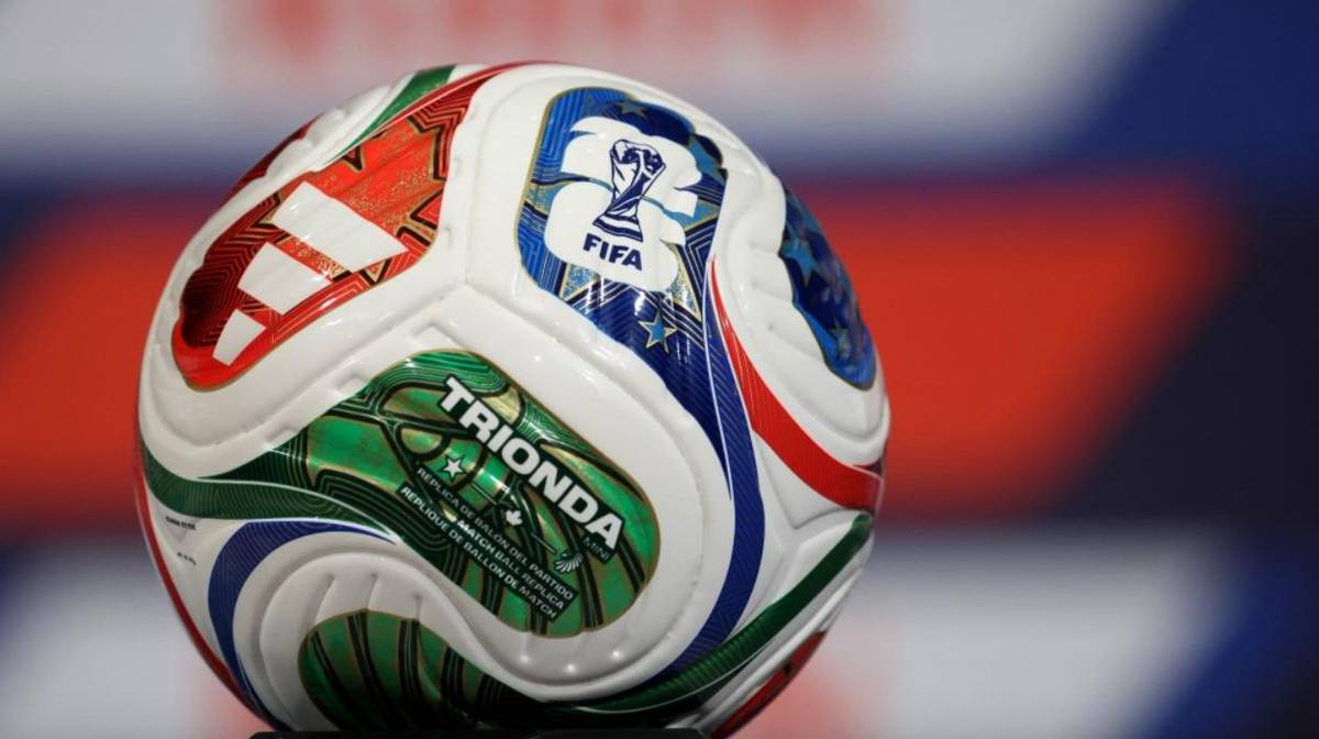 世足/裁判偷比歧視手勢掀議？ FIFA完成調查：沒違規 | 中天電視台 | LINE TODAY