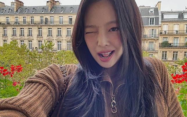 Jennie全素顏上節目　透露不做明星會做「這行」