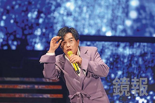 康康明年迎接60大壽，曾許願能在台北小巨蛋開唱成功。（鏡報提供）