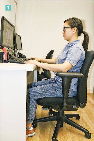 身體成直角（陳啟豪提供）