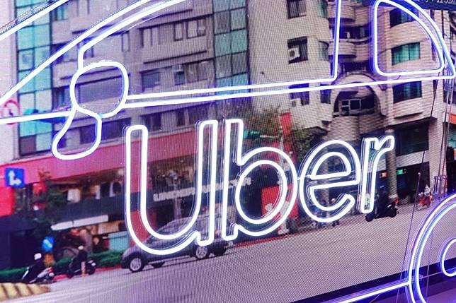 Uber在北投推出為期1個月的免費機車載客體驗，但交通部及北市府均認定現行法規未開放機車營業載客。（資料照片／張家維）