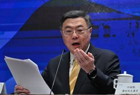 行政院長卓榮泰表示，租屋青年所得在62.6萬元以下、4口家庭年所得在164.1萬以下，以及三代同堂年所得在212.4萬元以下，都免繳綜合所得稅。(記者劉信德攝)