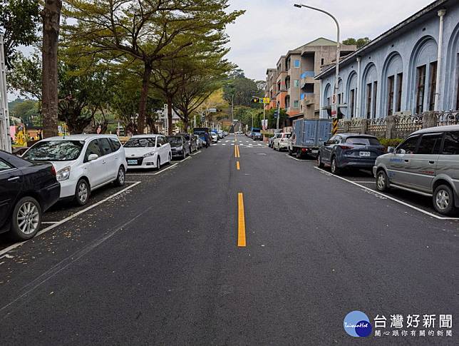 ▲高市旗山老街路面翻新。