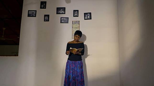 《波濤最深處》中的斯里蘭卡詩人Kalpana Ambrose。（佳映提供）