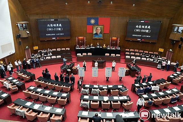 立法院院會上午針對總統賴清德彈劾案進行投票。 圖：張良一/攝