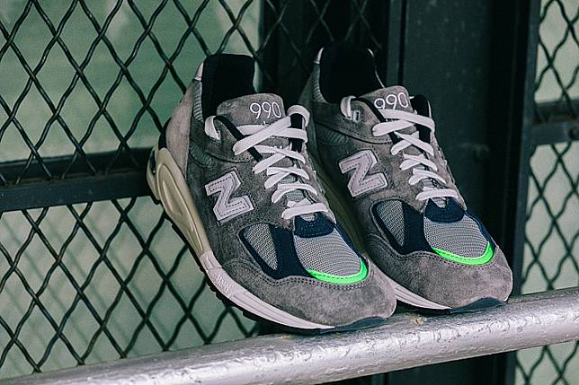 New balance x store madness 990v2