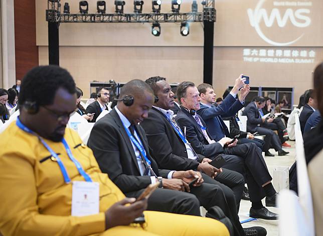 Guests attend the plenary session of the 6th World Media Summit in Urumqi, northwest China's Xinjiang Uygur Autonomous Region, Oct. 14, 2024. (Xinhua/Wang Yijie)