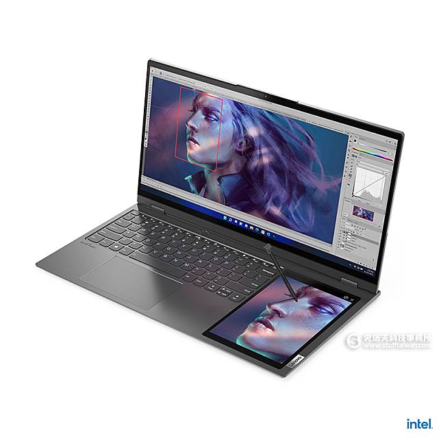 CES 2022 Lenovo推出業界首見17.3 吋內建雙螢幕筆電ThinkBook Plus Gen 3