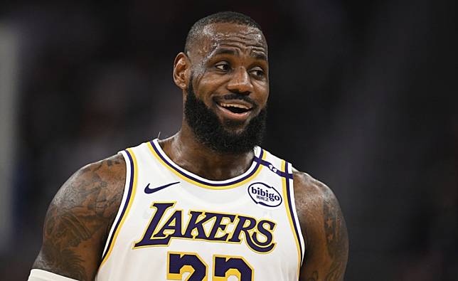 40歲的LeBron James自認還能打5至7年高水準比賽　想在湖人退休