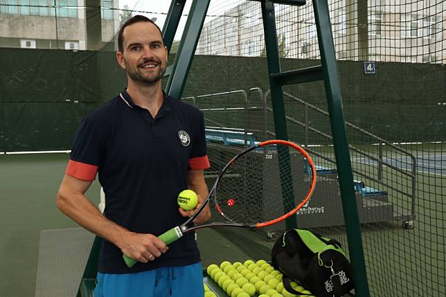Brett Hillier before practice. He now enjoys playing tennis and feels he is as competitive as when he was trying to break into the professional tour more than 10 years ago. Photo: Pavel Toropov