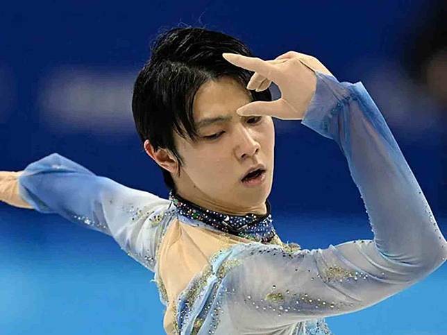 日本滑冰王子羽生結弦零下10 度「穿短袖」引話題，網驚喊：「這就是 