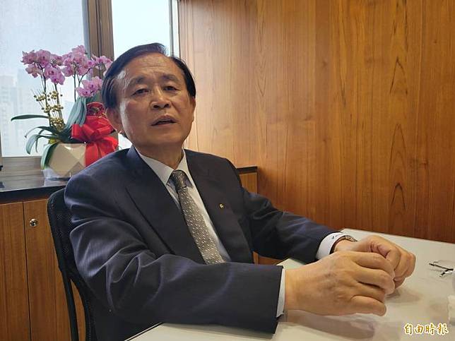 板橋區農會現任理事長廖裕德說，缺乏程序正義選出的理事會，讓他感到悲哀。(記者何玉華攝)