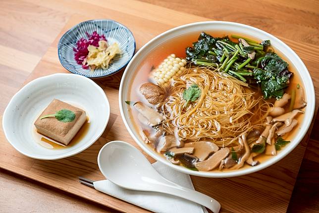 到獨立書店「或者」吃一頓營養均衡的蔬食(圖/綠色餐飲指南)