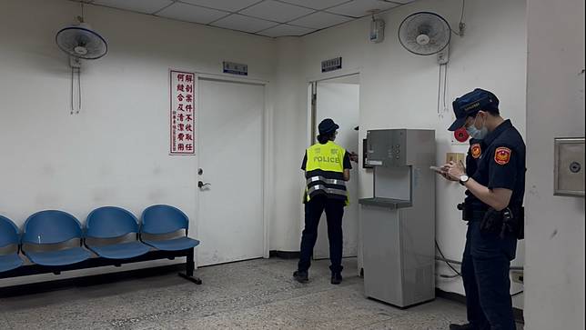 檢警今天下午3時許相驗後，確認無外傷，檢察官對父母二人均均依嫌疑人製作過失致死罪偵訊筆錄，並訂於12日解剖，釐清死因。示意圖／記者袁志豪攝影