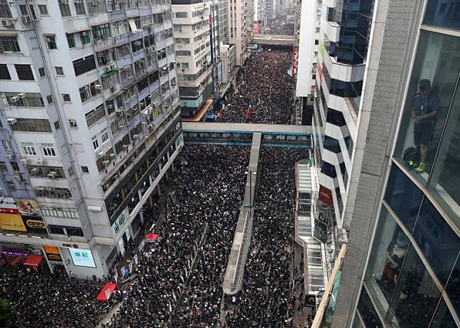 香港接連有反對修訂《逃犯條例》遊行。
