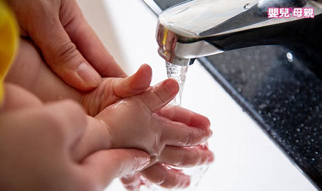 勤洗手致皮膚破皮、濕疹怎麼辦？嬰幼兒手部保養這樣做