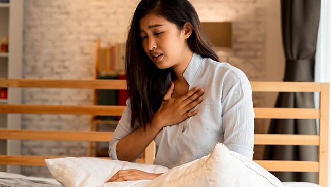 你的失眠，是呼吸方法錯了！日本專家：先搞清楚，你是用肚子呼吸，還是胸部呼吸？