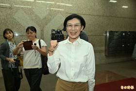 民進黨立委林岱樺今晚出席民進黨廉政會。(記者田裕華攝)