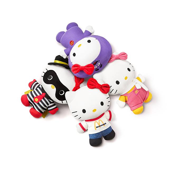 一套四款「麥當勞x Hello Kitty復刻版毛公仔套裝」