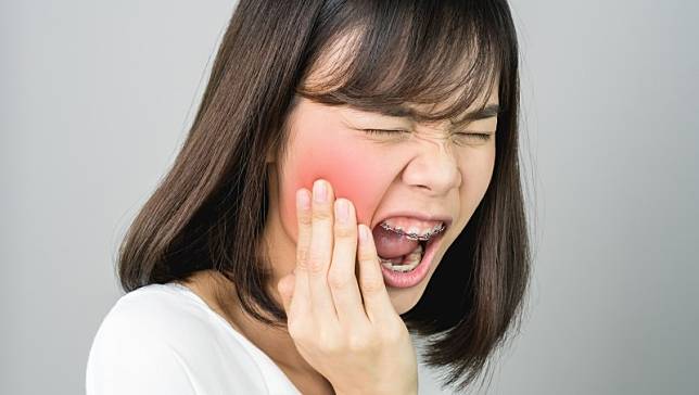 智齒沒冒出牙齦可以不拔嗎？牙醫解惑智齒的10大問題