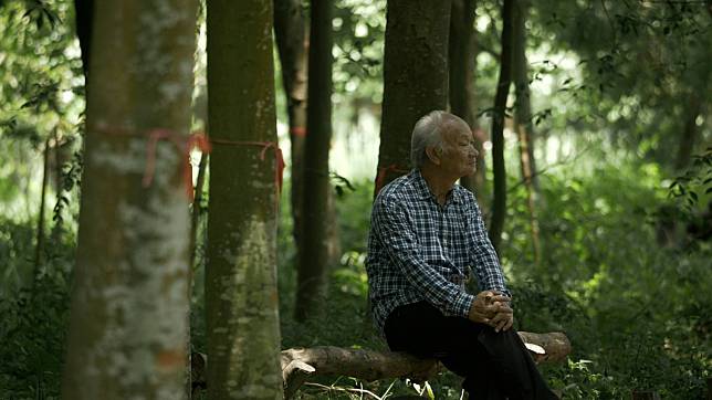 以詩人吳晟為傳記主角的紀錄片《他還年輕》，將於9月2日上映。(目宿媒體提供)