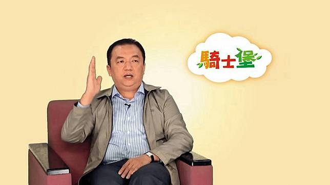 騎士堡創辦人蔡政雄倒閉後改名，繼續經營親子館吸金。（翻攝天氣風險YT）