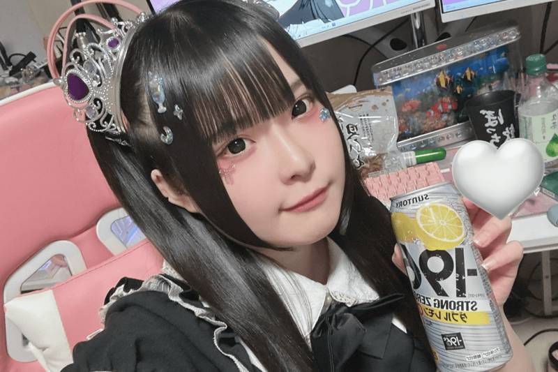 擁60萬粉絲正妹YTR曾曝「酒精成癮」 26歲突傳死訊 | 鏡週刊 | LINE TODAY