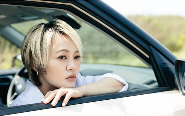 戴愛玲唱出熟齡女性的內心獨白　相信會有「對的人」在等
