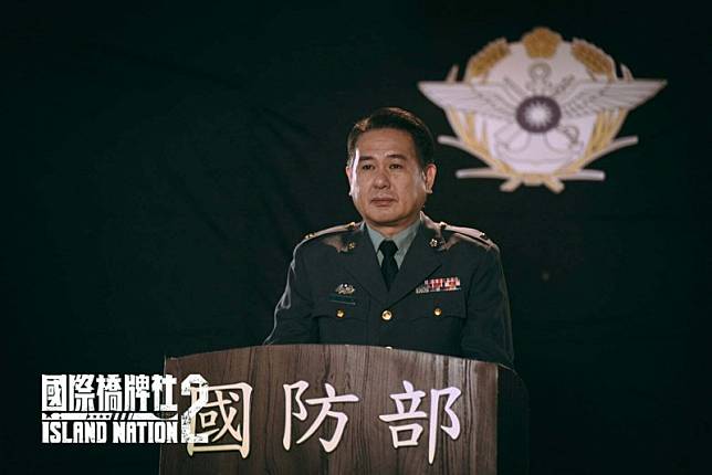 前參謀總長羅本立侍從官陳宗平(圖)是橋牌社第二季的軍事顧問群之一。(劇組提供)