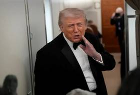 ▲美國總統川普（Donald Trump）警告伊朗，應盡快針對核計劃達成協議，否則就等著看後續會發生什麼事。（圖／美聯社／達志影像）