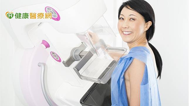 乳癌是女性癌症好發率第一名，透過目前國際上最具醫學實證的乳房X光攝影，及早發發現就可及早治療，尤其發現期別越早，治癒率越高。