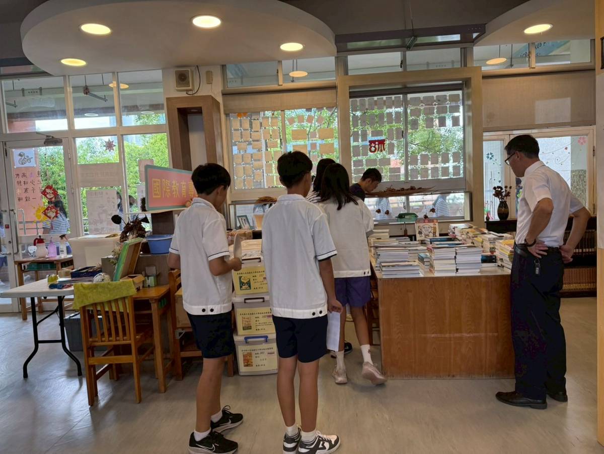教育部逾20億助學童閱讀 縮城鄉差距