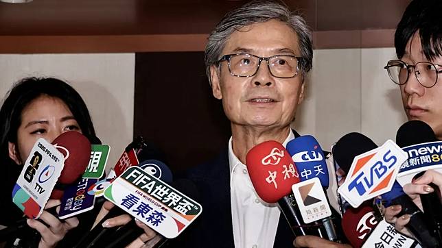 國安會前秘書長金溥聰向前總統馬英九夫人周美青道歉。（圖／記者吳翊緁攝）